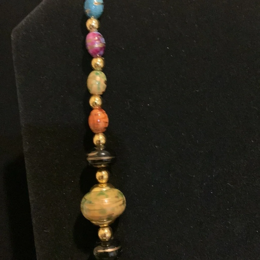 Vintage this necklace